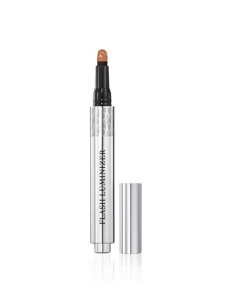 illuminante dior skinflash|Christian Dior Flash Luminizer Radiance Booster Pen, 500 Pearly .